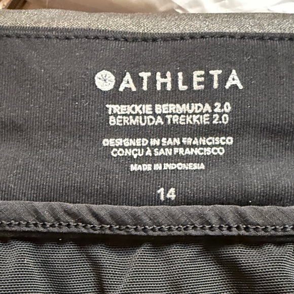 Athleta Trekkie Bermuda 2.0 Shorts in Black - Picture 2 of 6